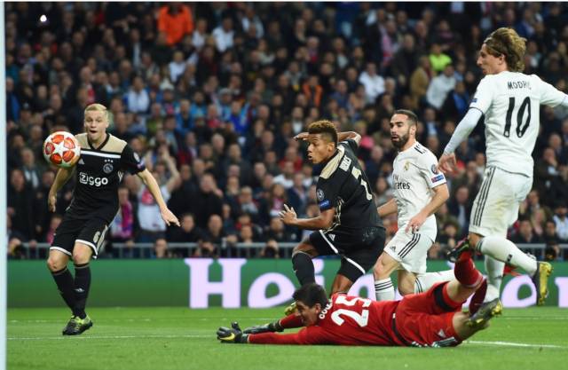 迷集体高喊 迷集体高喊