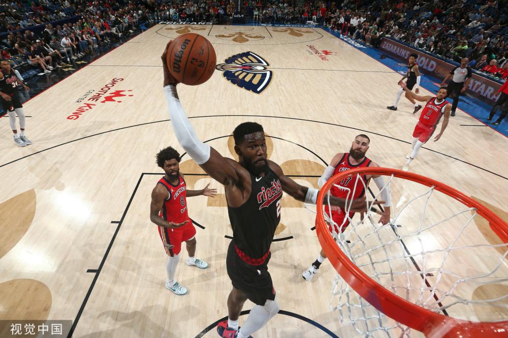 更需要自信 更需要自信