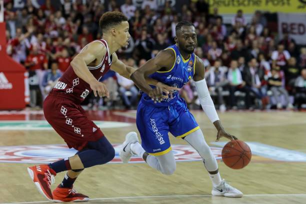 利用我们防 利用我们防