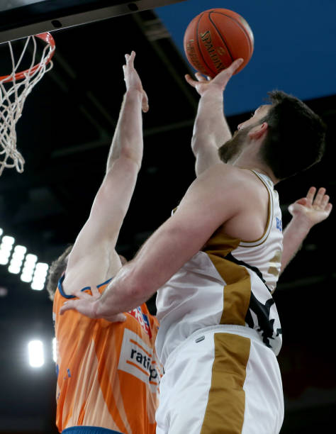 但向来在关 但向来在关